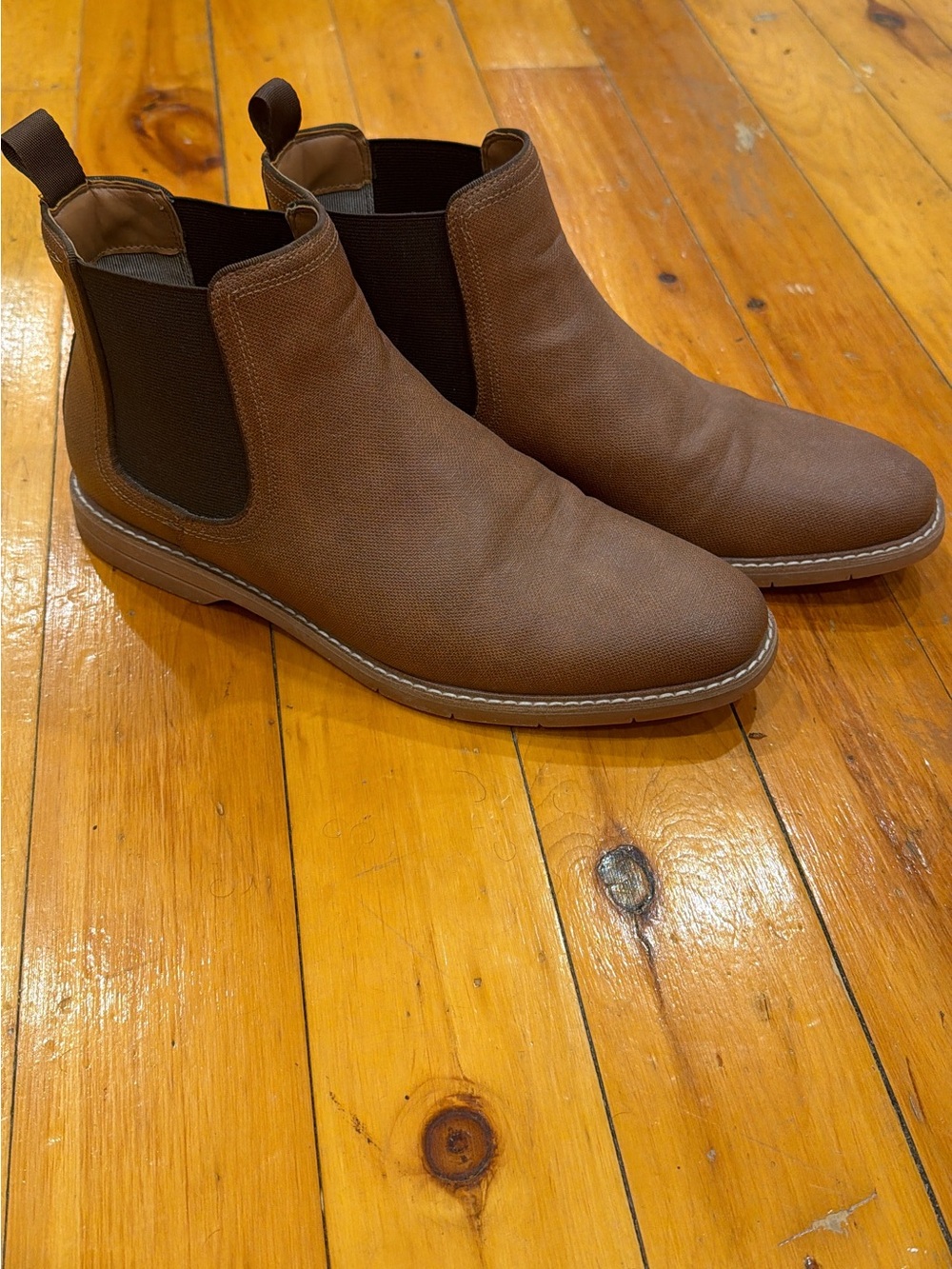 Steve Madden Brown Chukka Chelsea Boots